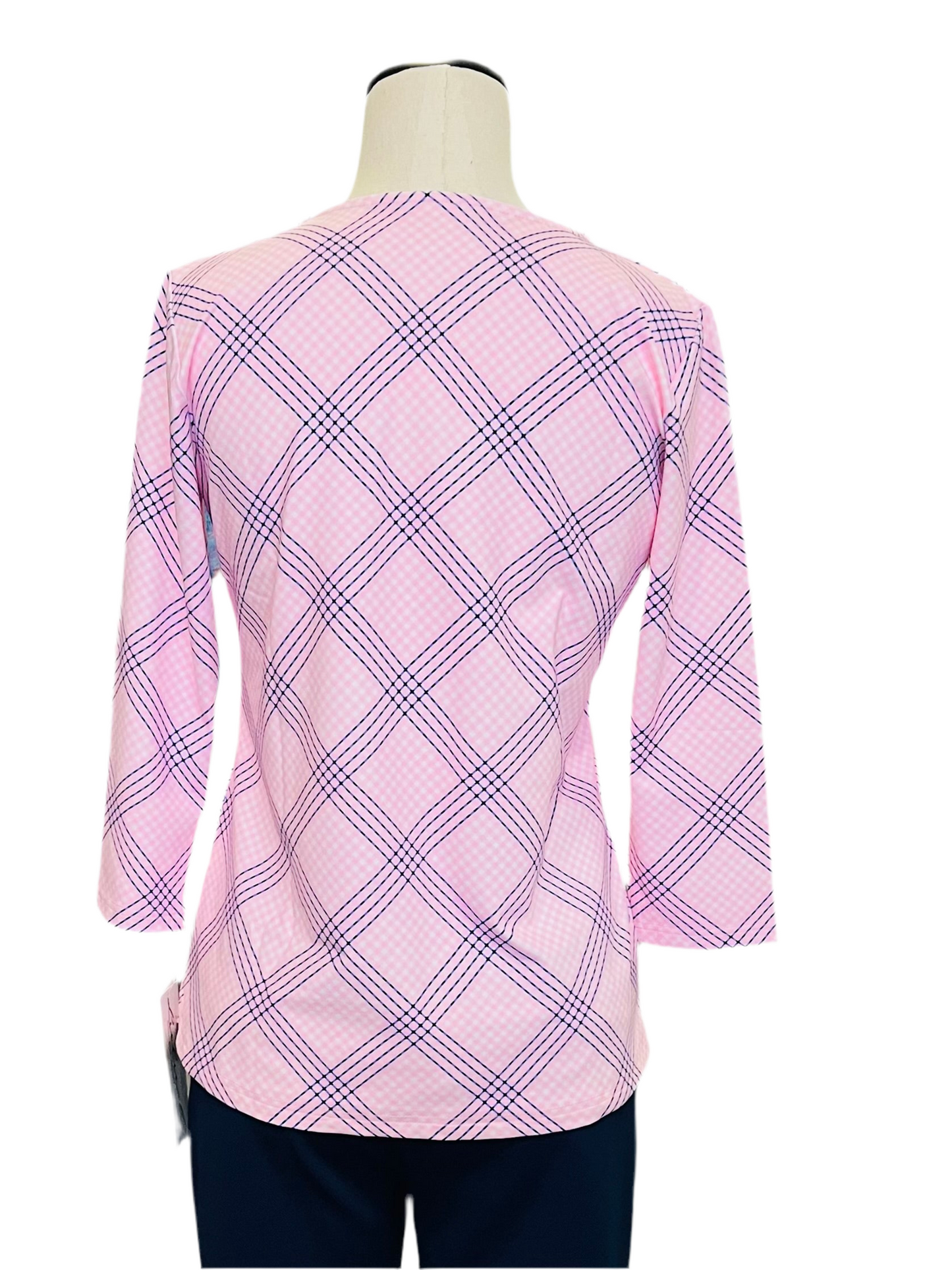 LuluB 3/4 Sleeve Vneck top