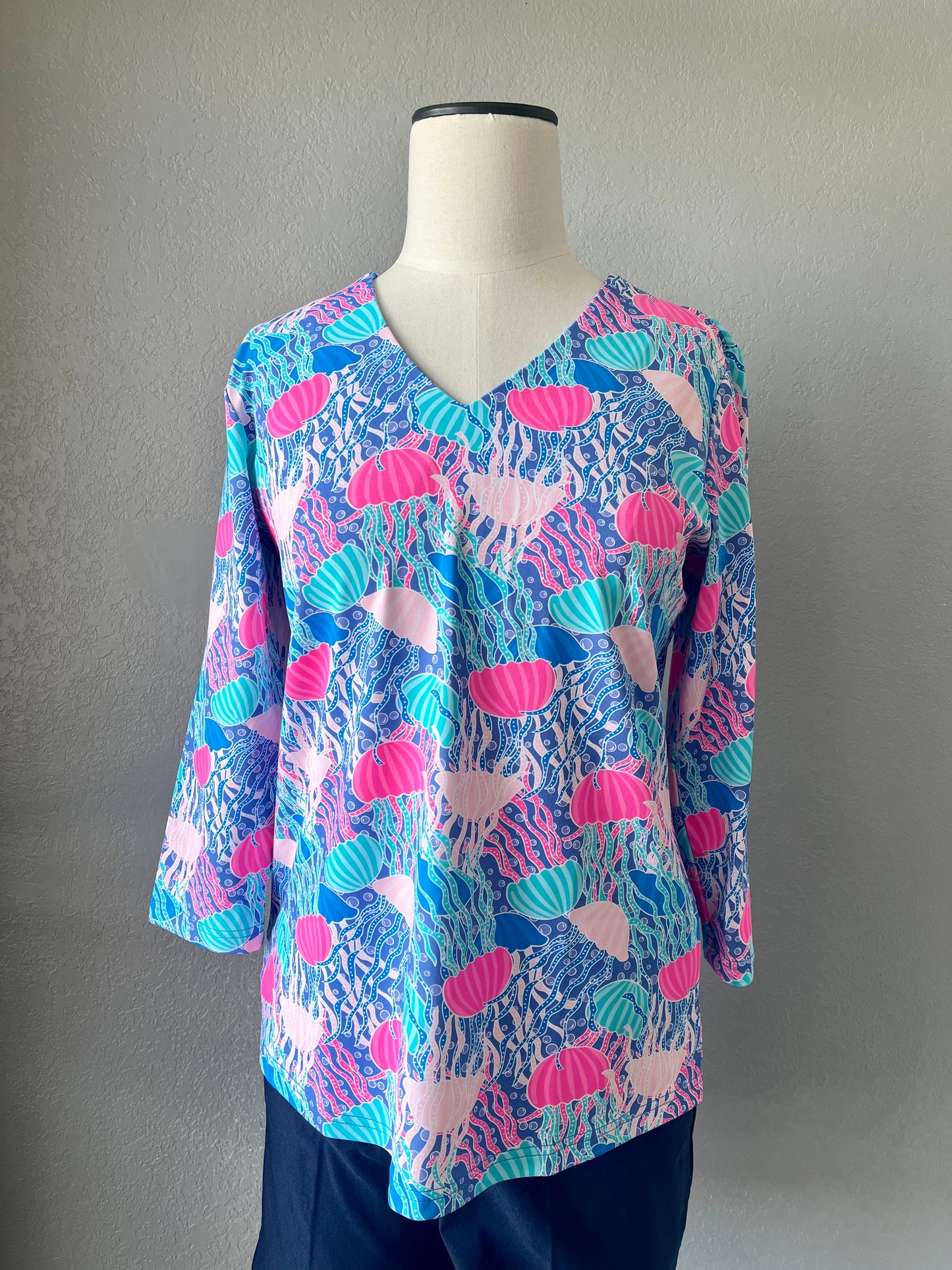 LuluB V Neck Top Jelly