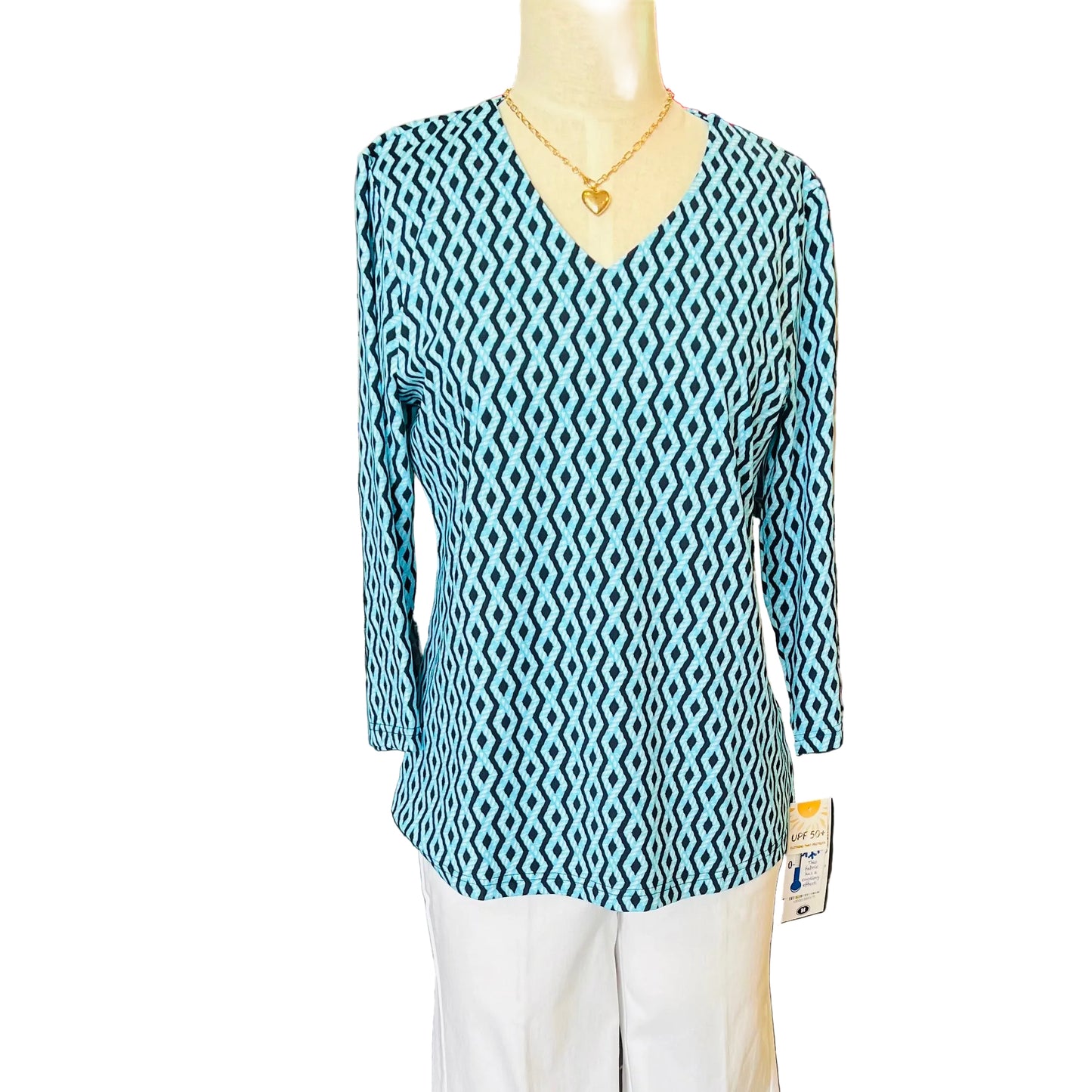 Lulu B 3/4 sleeve V-neck top